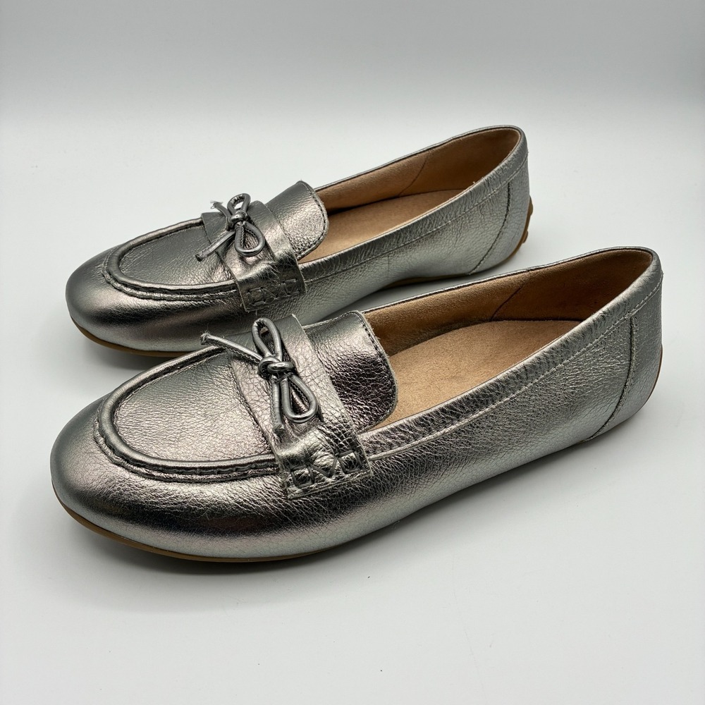 Vionic Taryn Shoes Womens 9 EU 40 Silver Metallic Driving Loafers Moccasins
